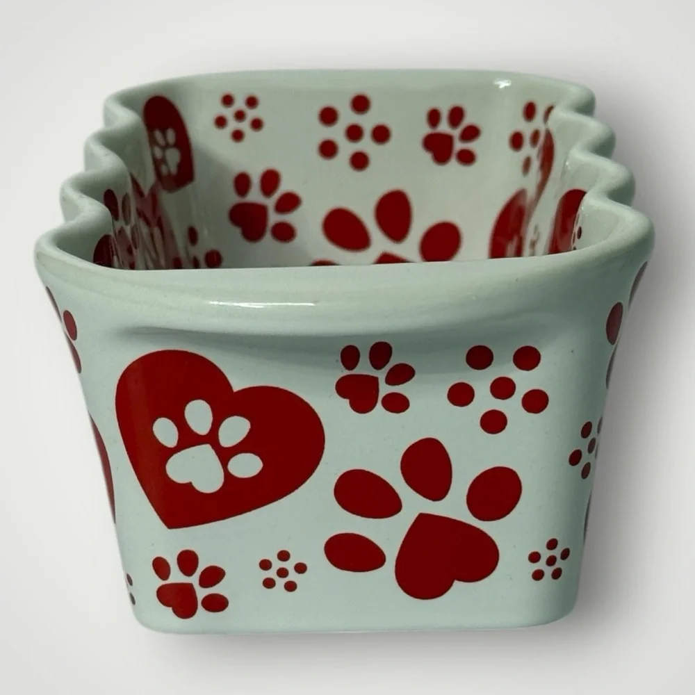 Temptations By Tara‎ Pawfetti Paws Hearts Seasonal 12oz Mini Loaf Ovenware